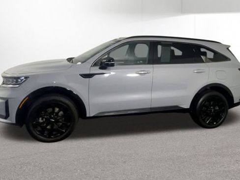 Used 2023 Kia Sorento SX AWD/4WD image 5