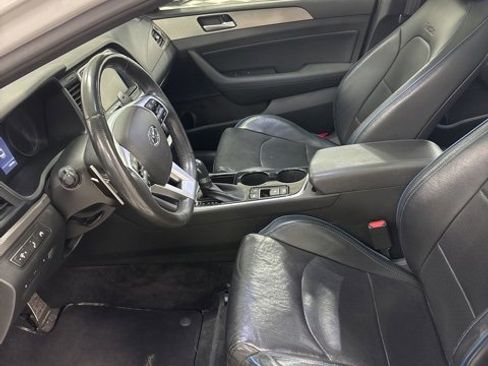 Used 2019 Hyundai Sonata Limited image 10