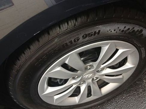 Used 2012 Hyundai Sonata GLS image 9