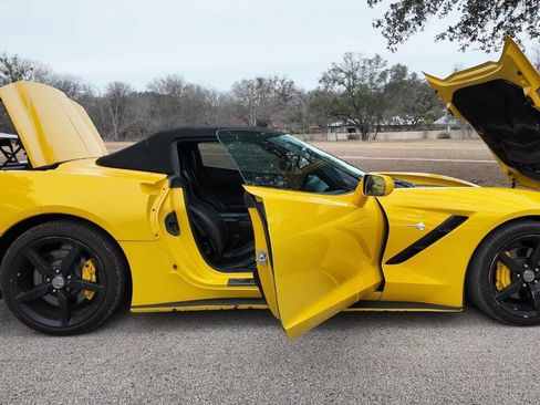 Used 2014 Chevrolet Corvette Stingray Convertible w/ 3LT Preferred Equipment Group image 7