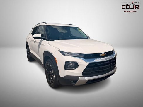 Used 2023 Chevrolet TrailBlazer LT FWD image 1