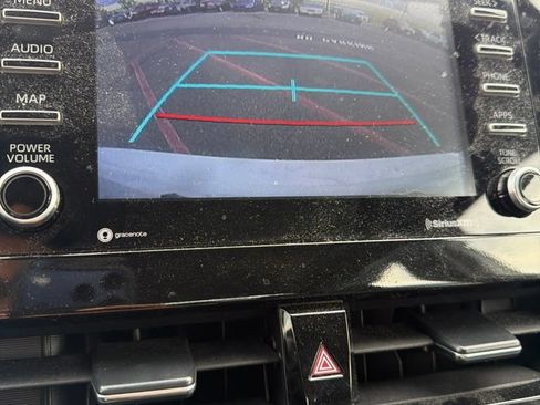 Used 2023 Toyota Camry SE FWD image 15
