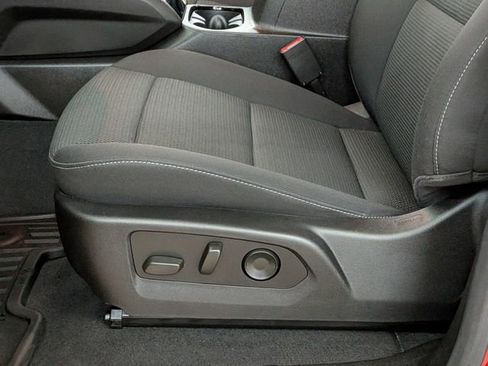 Used 2024 Chevrolet Colorado LT w/ LT Convenience Package II AWD/4WD image 14