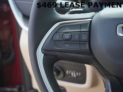 New 2025 Jeep Grand Cherokee Limited w/ Black Appearance Package image 27