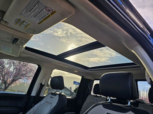 Used 2021 Ford F350 Limited w/ FX4 Off-Road Package image 28