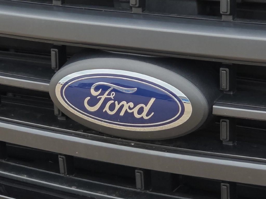 Certified 2023 Ford F150 Lariat w/ Equipment Group 502A High AWD/4WD image 10