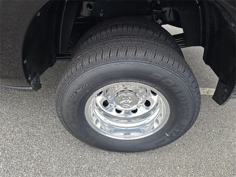 New 2026 RAM 3500 Laramie w/ Max Tow Package image 7