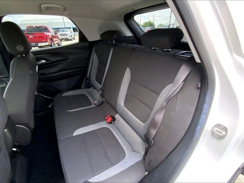 Certified 2025 Chevrolet TrailBlazer LT FWD image 20