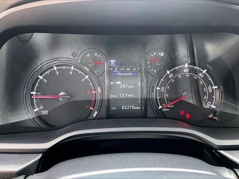 Used 2024 Toyota 4Runner SR5 RWD image 26