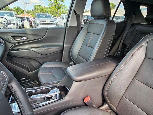 Used 2023 Chevrolet Equinox Premier FWD image 10