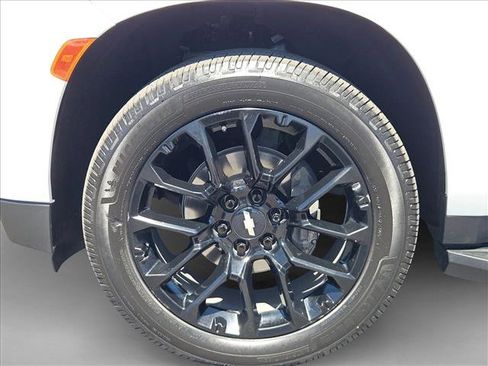 Used 2023 Chevrolet Tahoe LT w/ Luxury Package image 29