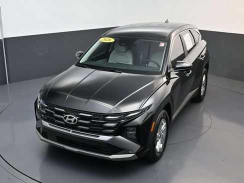Certified 2026 Hyundai Tucson SE FWD image 20