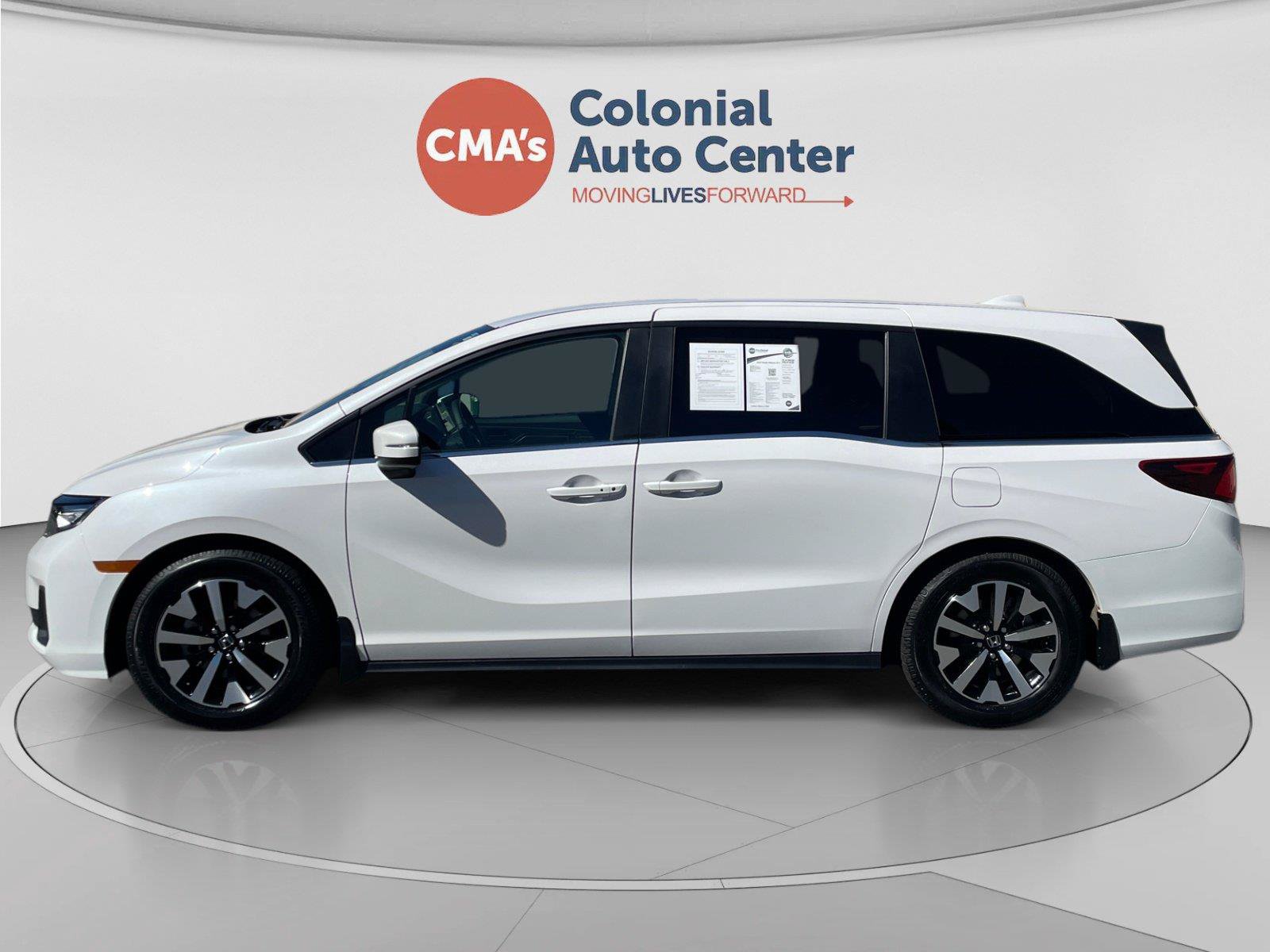 Used 2025 Honda Odyssey EX-L image 2