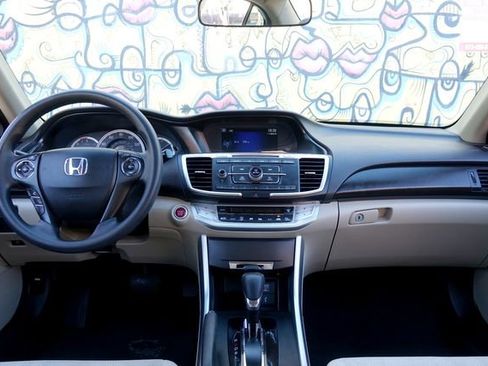 Used 2015 Honda Accord EX image 37
