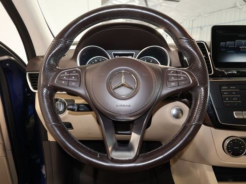 Used 2017 Mercedes-Benz GLS 450 4MATIC image 7