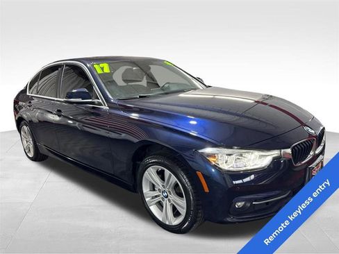 Used 2017 BMW 330i xDrive Sedan image 3