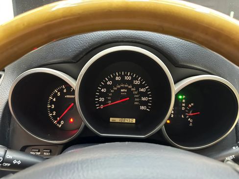Used 2002 Lexus SC 430 Convertible RWD image 13