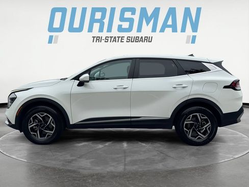 Used 2024 Kia Sportage LX AWD/4WD image 3
