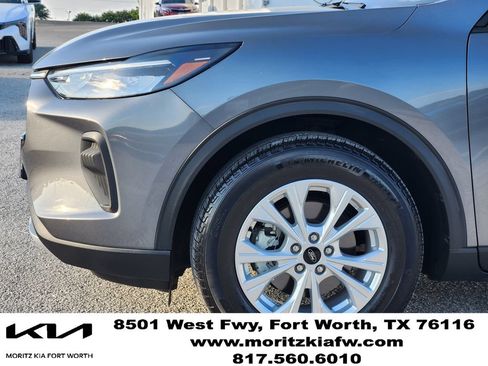 Used 2025 Ford Escape Active FWD image 8