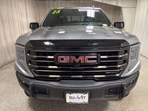 Used 2023 GMC Sierra 1500 AT4X AWD/4WD image 8