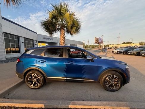 Used 2023 Kia Sportage EX FWD image 20