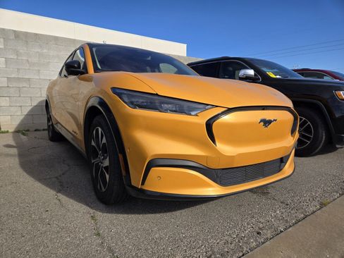 Used 2022 Ford Mustang Mach-E Premium image 2