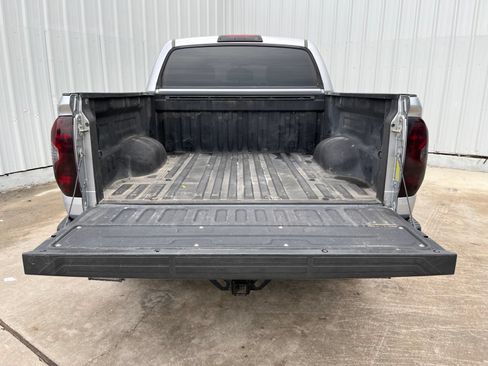 Used 2017 Toyota Tundra Limited AWD/4WD image 8