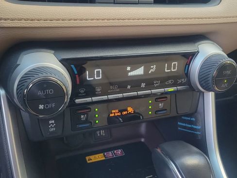 Used 2024 Toyota RAV4 Limited w/ Advanced Technology Package AWD/4WD image 15
