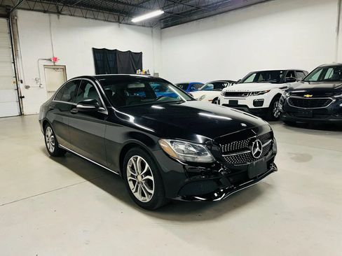 Used 2015 Mercedes-Benz C 300 Sedan image 4