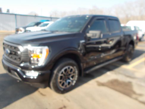 Used 2023 Ford F150 XLT w/ Equipment Group 302A High image 1