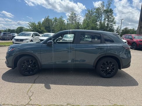 Used 2023 Honda HR-V Sport image 2