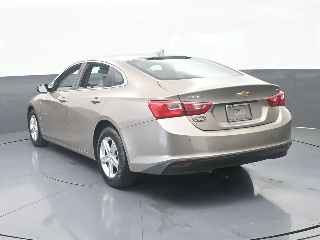 Used 2024 Chevrolet Malibu LT FWD image 4