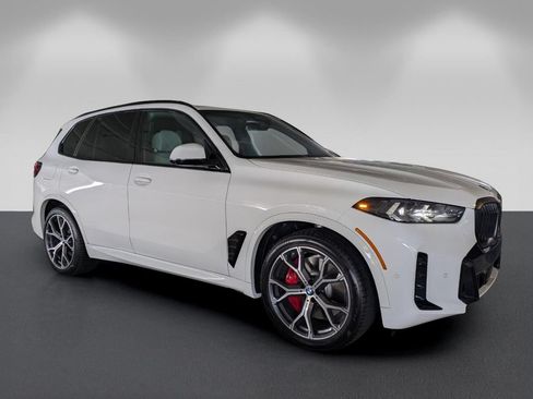 New 2026 BMW X5 xDrive50e w/ M Sport Package AWD/4WD image 1