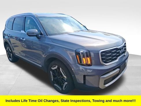 Certified 2024 Kia Telluride S FWD image 3
