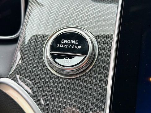 Certified 2025 Mercedes-Benz GLC 43 AMG 4MATIC image 17