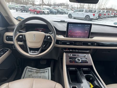 Used 2023 Lincoln Aviator Reserve w/ Equipment Group 201A image 6