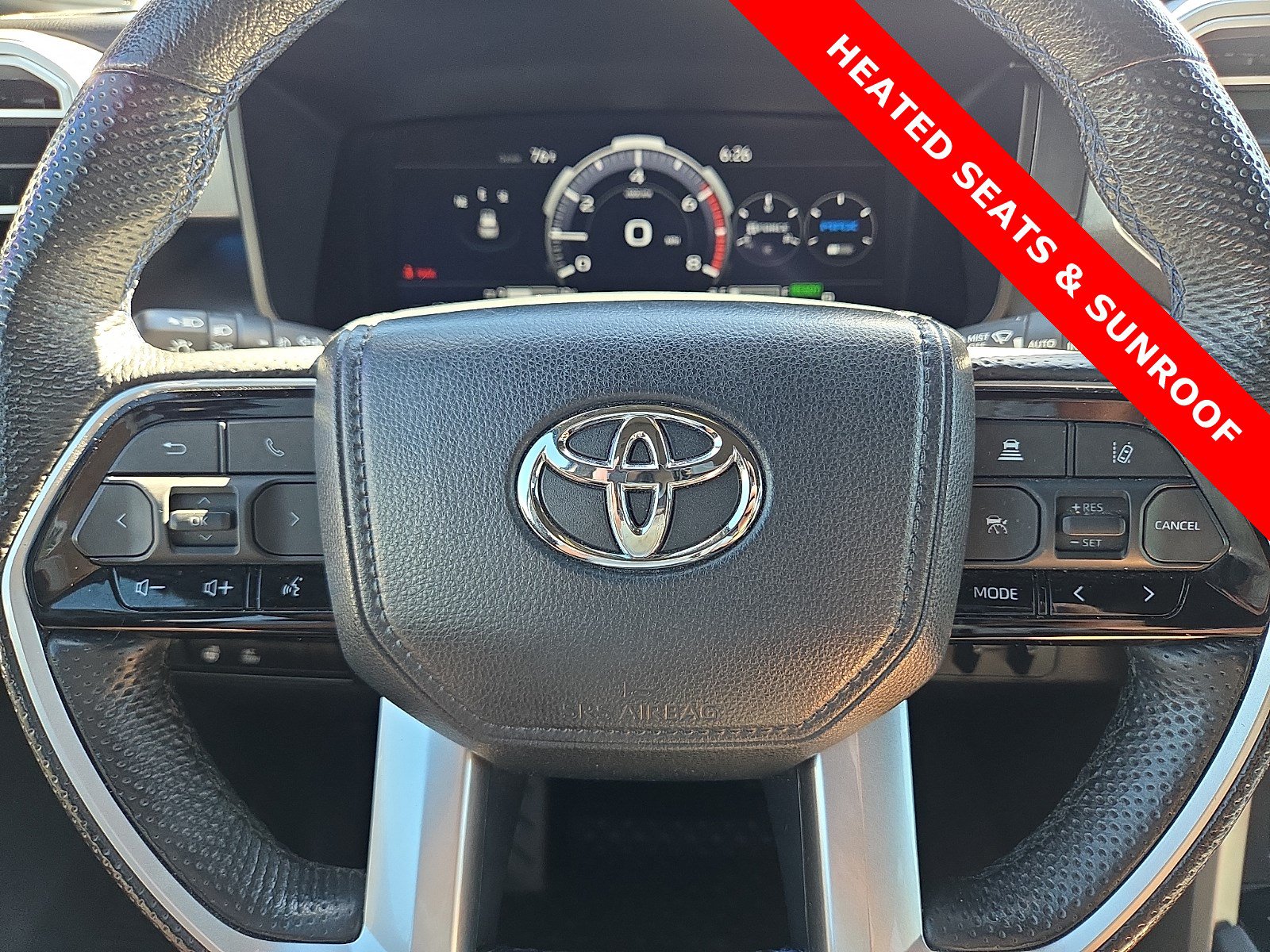 Used 2024 Toyota Sequoia Platinum AWD/4WD image 24