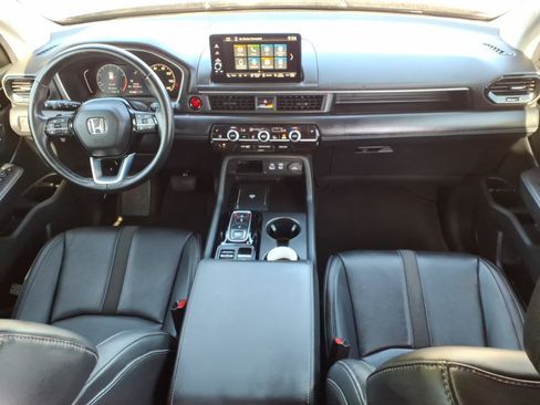 Used 2023 Honda Pilot EX-L image 18