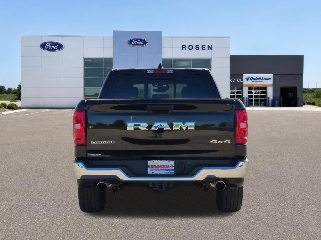 Used 2025 RAM 1500 Laramie AWD/4WD image 4