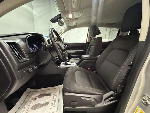 Used 2018 Chevrolet Colorado LT AWD/4WD image 19