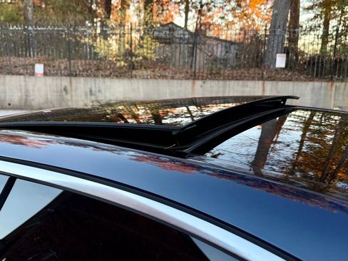 Used 2015 Mercedes-Benz C 63 AMG S image 26