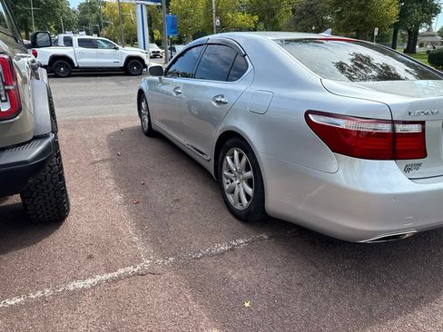 Used 2009 Lexus LS 460 AWD image 5