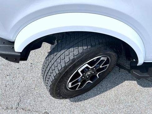 Used 2022 Ford Bronco Outer Banks AWD/4WD image 23