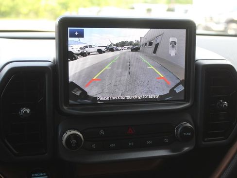 Used 2023 Ford Bronco Sport Outer Banks w/ Topo Graphic Package AWD/4WD image 15