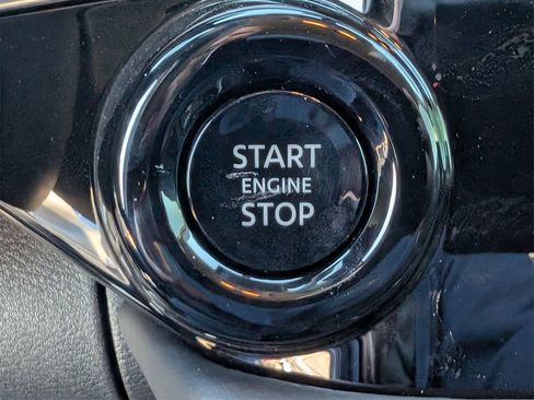 New 2026 Nissan Pathfinder SV image 15