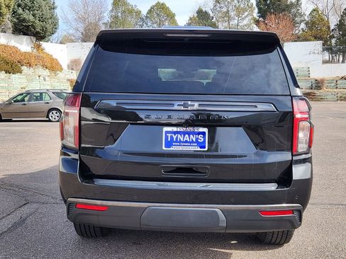 Used 2022 Chevrolet Suburban Z71 w/ Luxury Package image 4