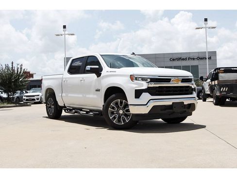 Used 2025 Chevrolet Silverado 1500 LT RWD image 1