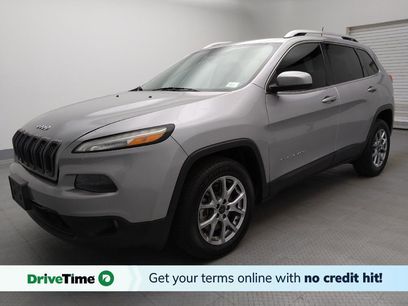 Used 2018 Jeep Cherokee Latitude Plus w/ Comfort/Convenience Group