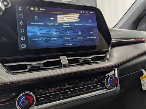 New 2026 Chevrolet Equinox RS w/ Convenience Package III AWD/4WD image 24