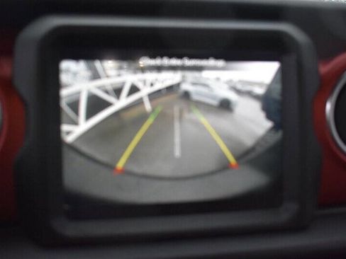 Used 2021 Jeep Wrangler Unlimited Rubicon image 22